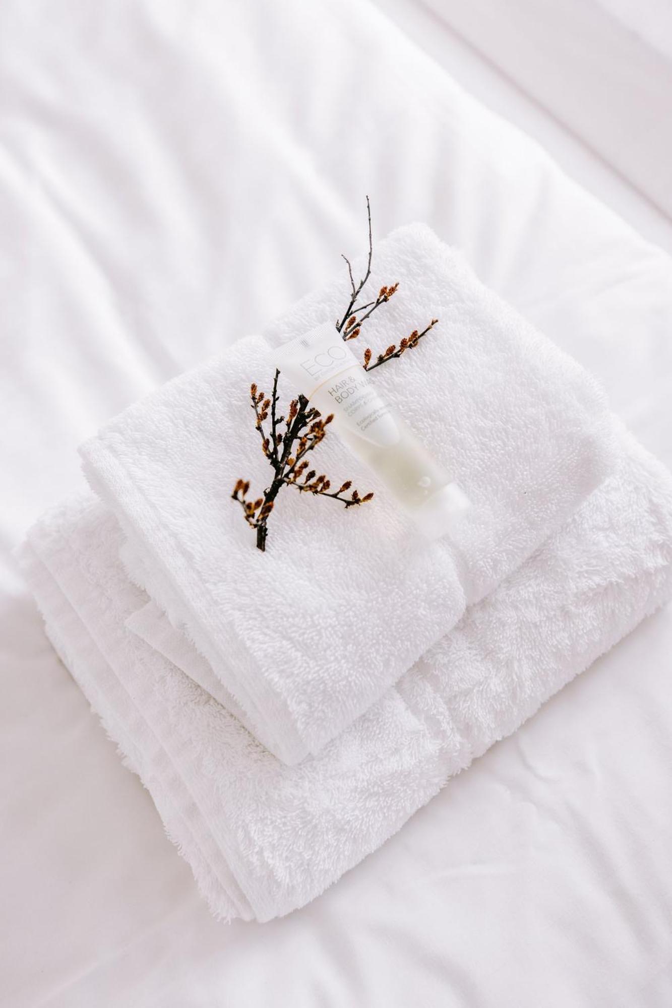 Hlid Bed And Breakfast Myvatn Bagian luar foto